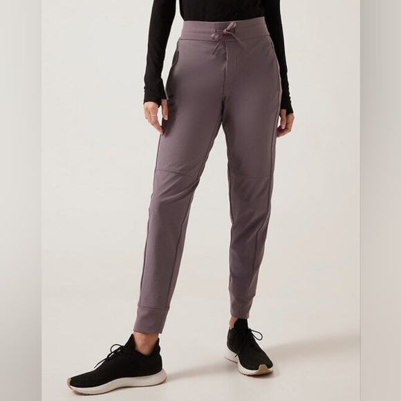 Athleta Headlands Hybrid Trek Jogger - Picture 1 of 11